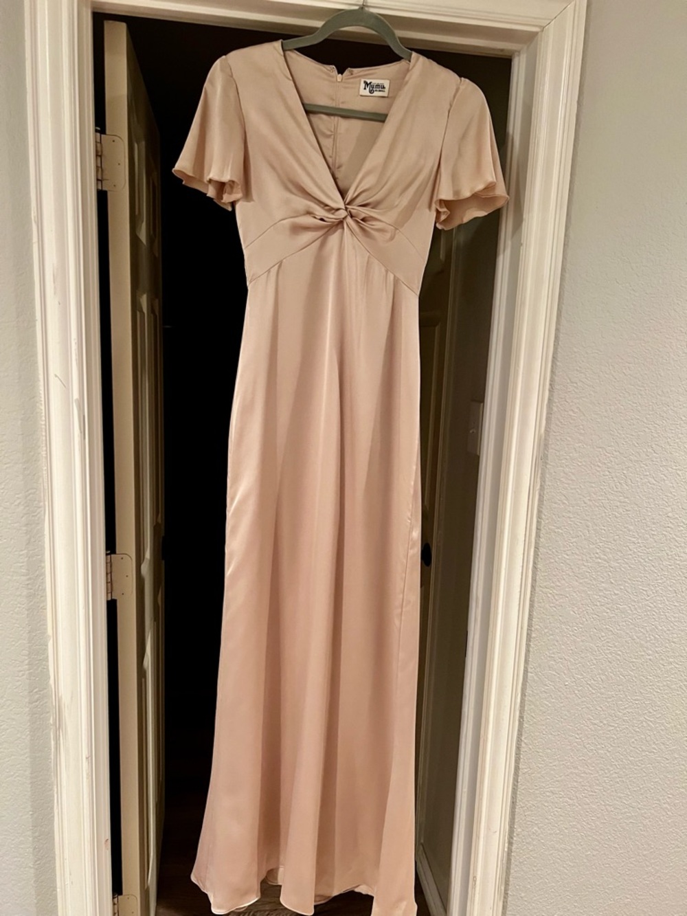 Rome twist gown in Champagne - Picture 4 of 6